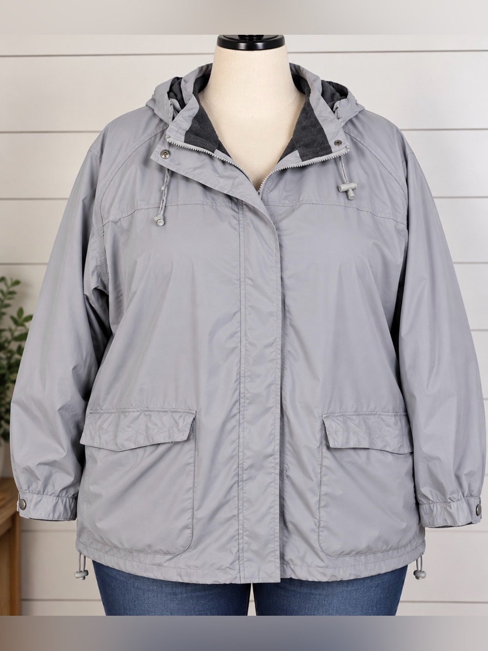 Plus size 30/32- Gray anorak hooded jacket with removable fleece liner